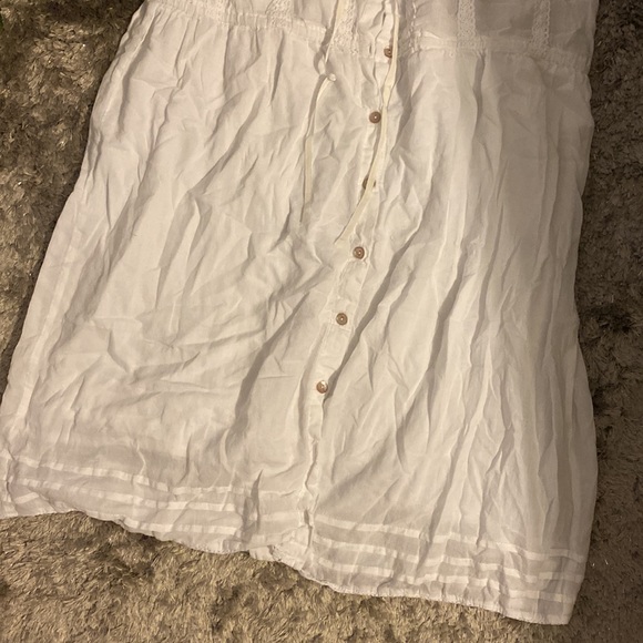 Dress - Picture 3 of 6